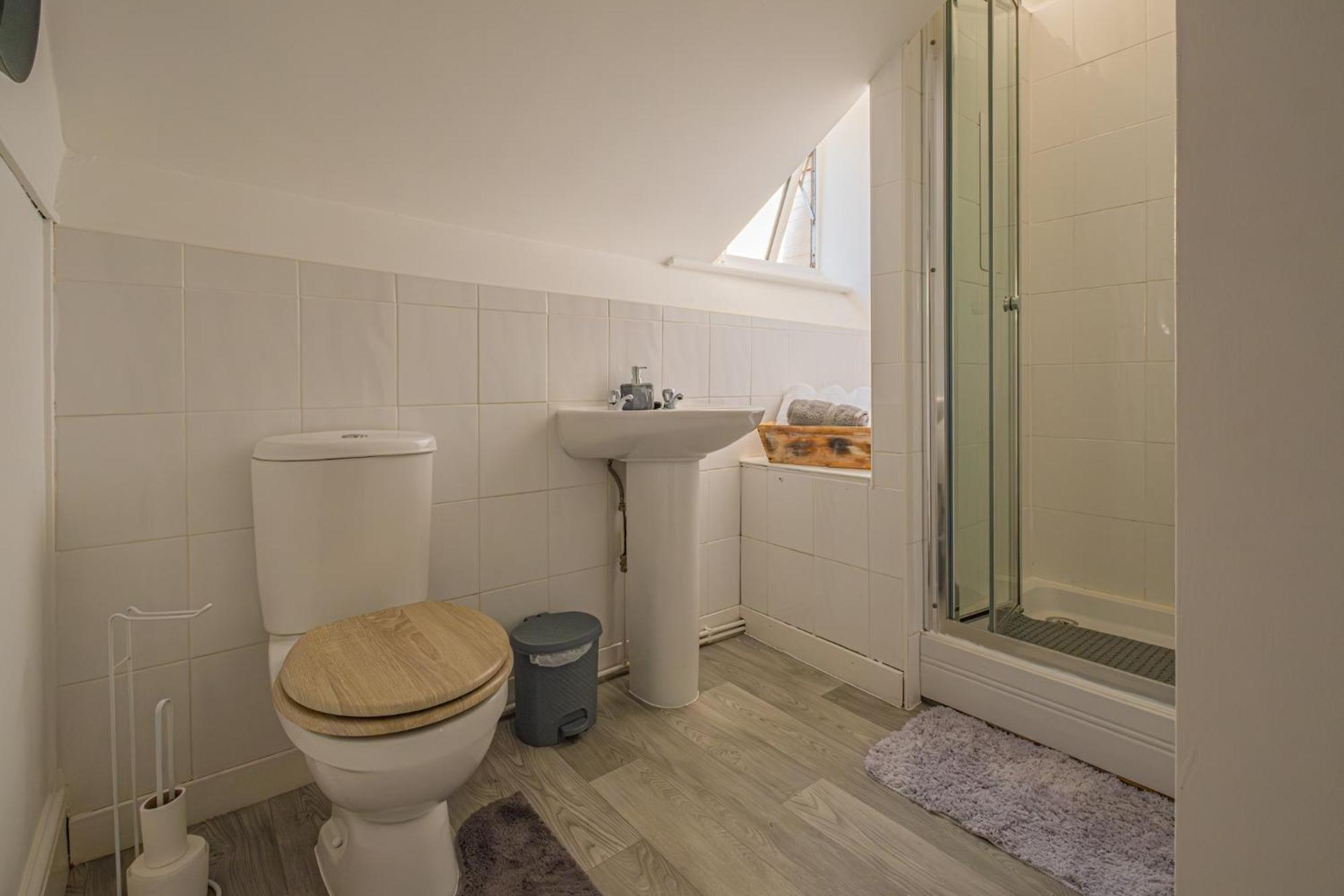 Castleview Coastal Comfort With 2 Parking Spaces Oystermouth Dış mekan fotoğraf