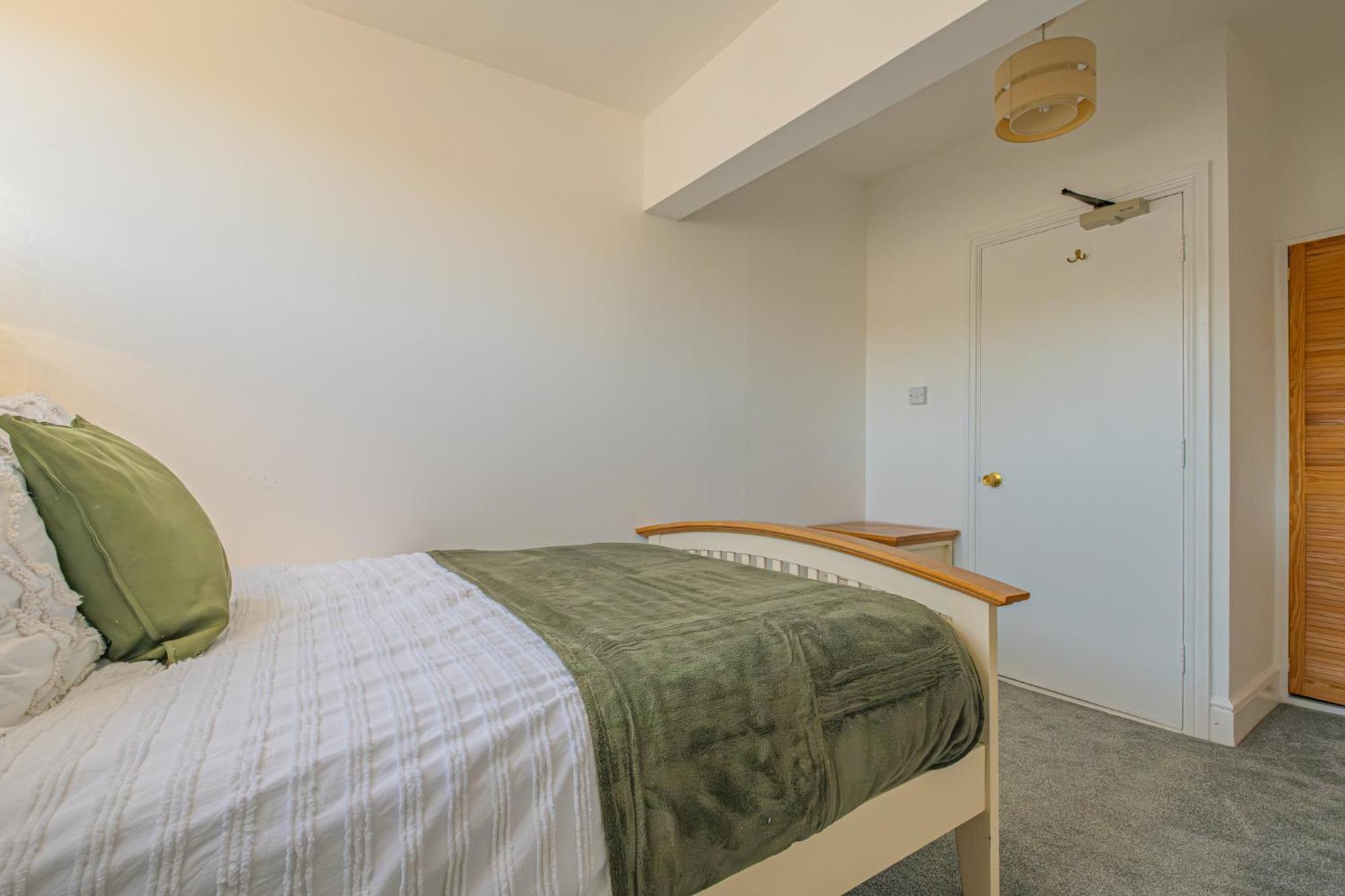 Castleview Coastal Comfort With 2 Parking Spaces Oystermouth Dış mekan fotoğraf