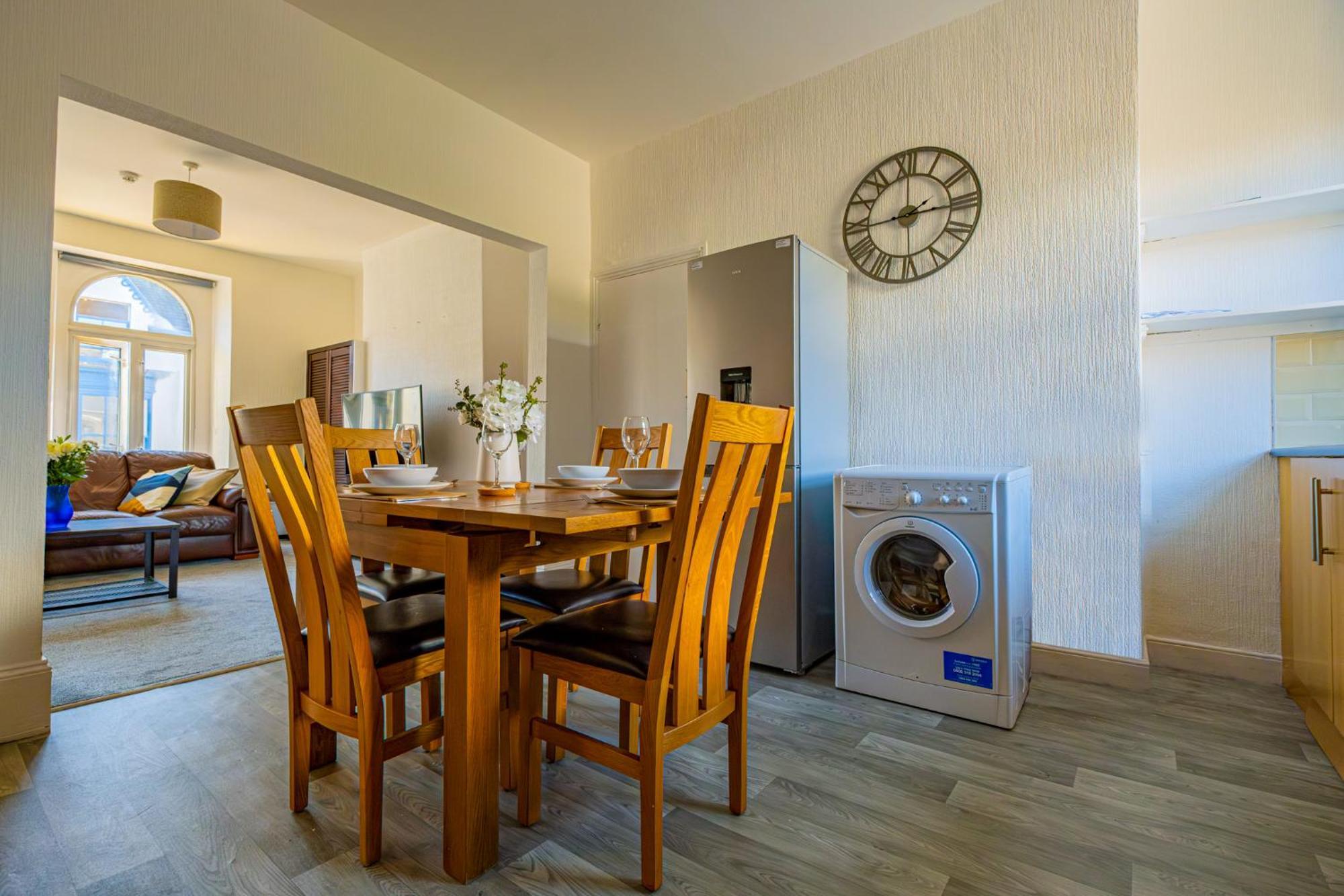 Castleview Coastal Comfort With 2 Parking Spaces Oystermouth Dış mekan fotoğraf