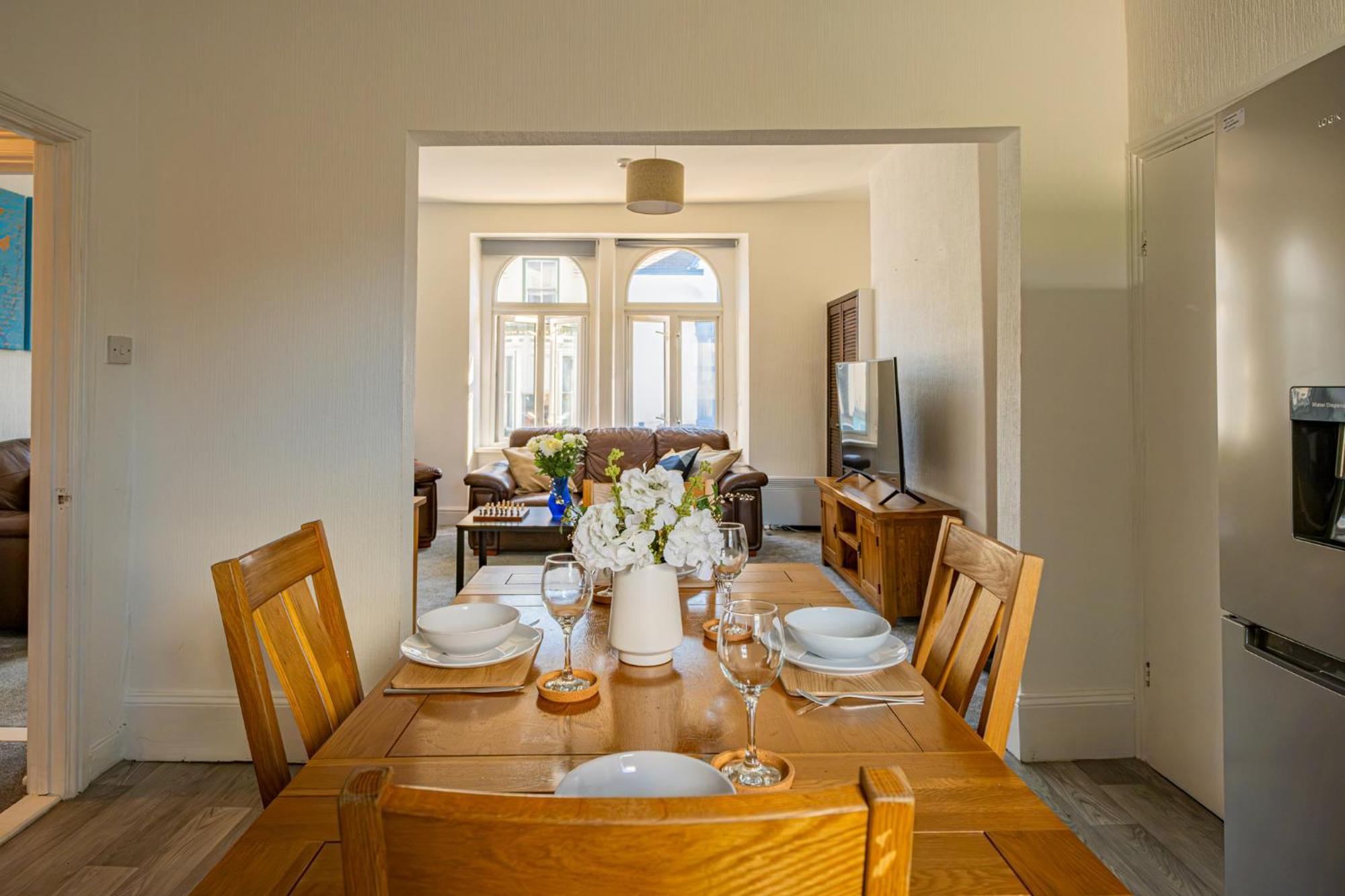 Castleview Coastal Comfort With 2 Parking Spaces Oystermouth Dış mekan fotoğraf